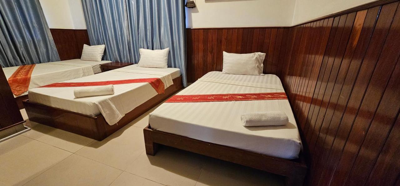 Retro Quarter Mb Hostel Siem Reap Luaran gambar